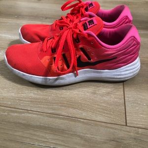 Women's Nike Lunarstelos Bright Crimson/Black